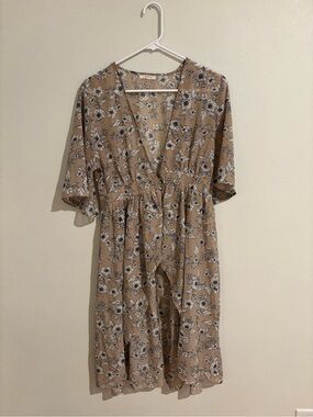 Floral V-Neck Tan Women’s cardigan